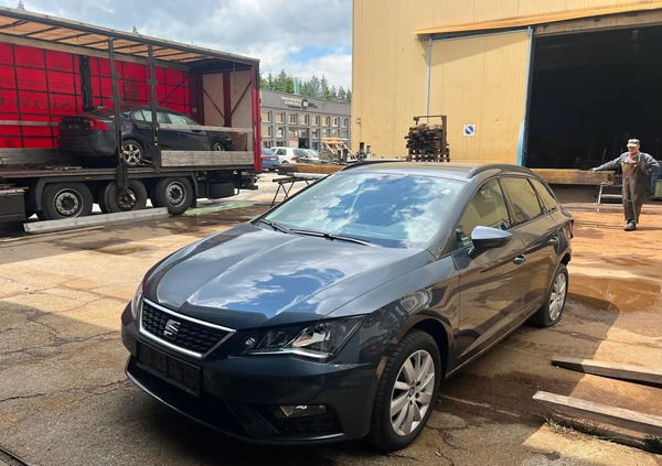 Seat Leon cena 33500 przebieg: 51000, rok produkcji 2019 z Ciechanów małe 16